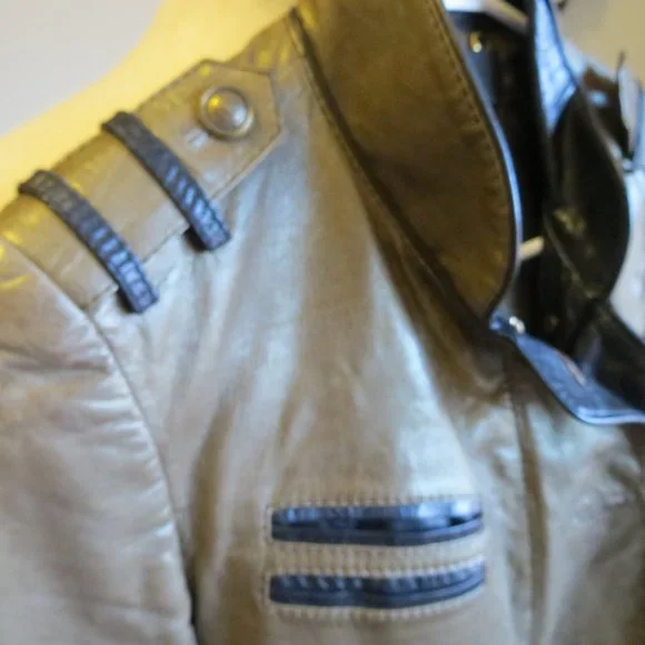 Gucci Leather Women's Biker Bomber Military Jacket Size EU 40